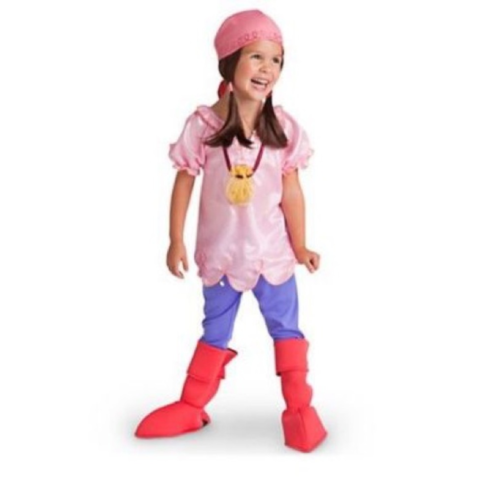Disney store Izzy 5/6
